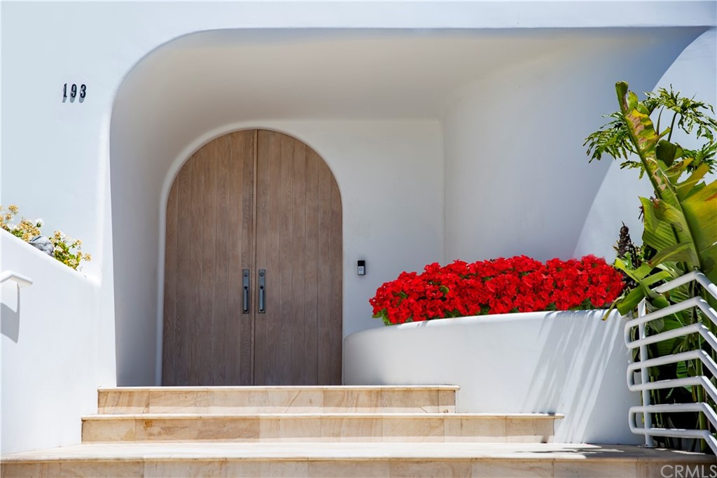 193 Emerald Bay Laguna Beach, CA 92651 - Photo 12 of 41