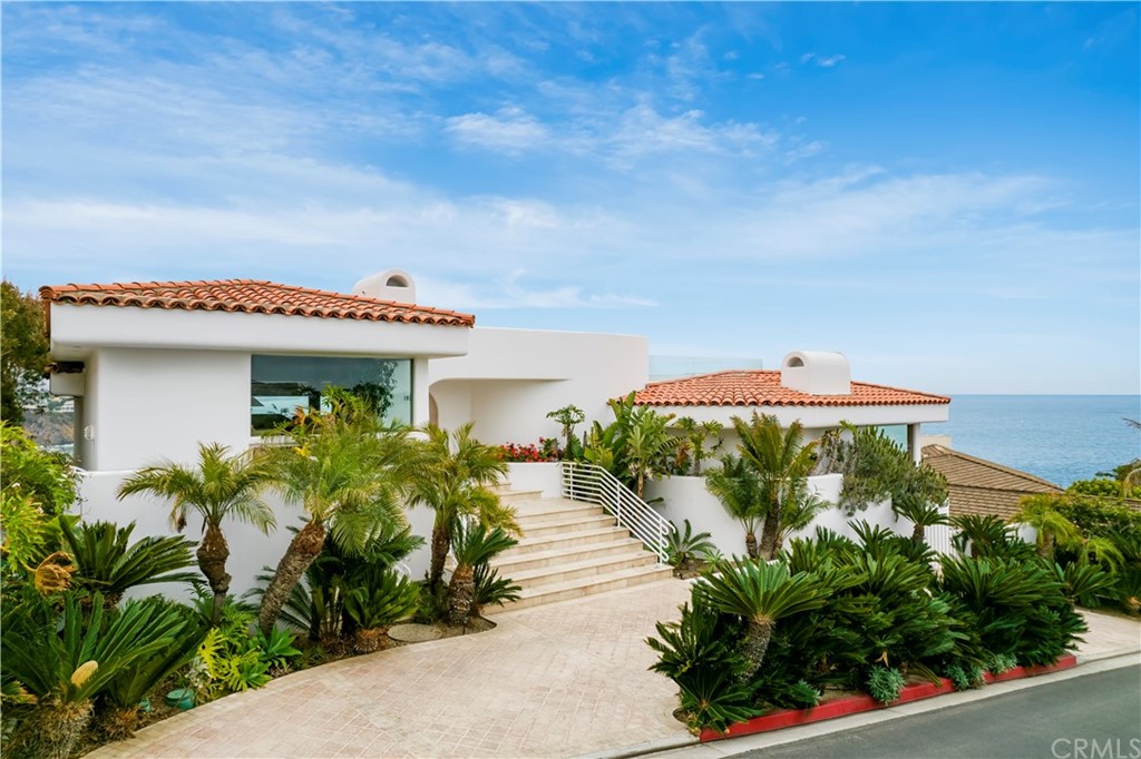 193 Emerald Bay Laguna Beach, CA 92651 - Photo 3 of 41