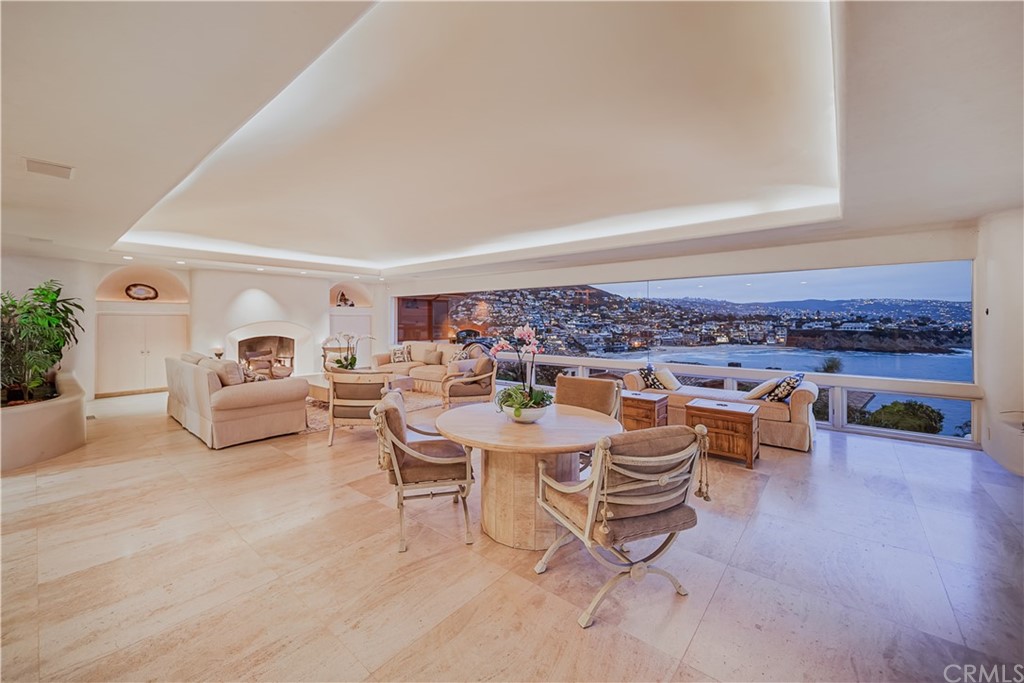 193 Emerald Bay Laguna Beach, CA 92651 - Photo 10 of 41