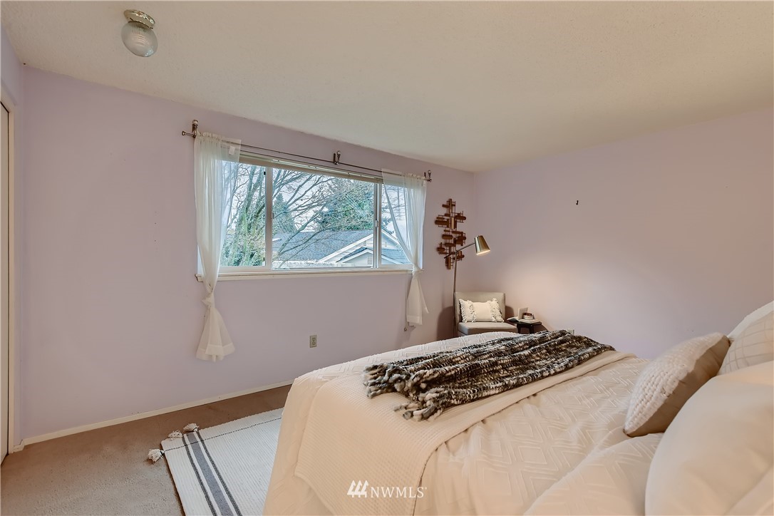 721 13th Way Southwest Edmonds, WA 98020 - Photo 15 of 29 Gallery Image 15