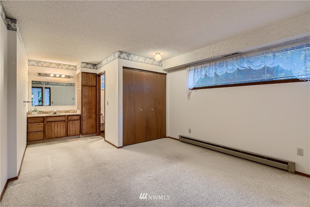 721 13th Way Southwest Edmonds, WA 98020 - Photo 22 of 29 Gallery Image 22