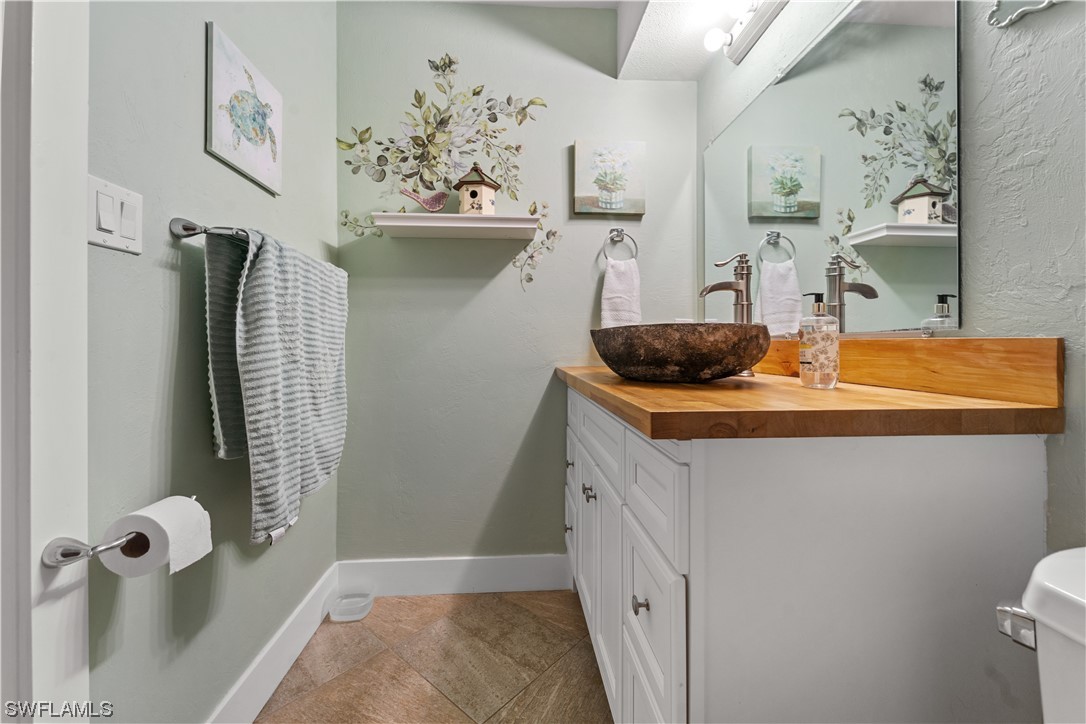 1830 Brantley Road, Unit F1 Fort Myers, FL 33907 - Photo 31 of 38 Gallery Image 31