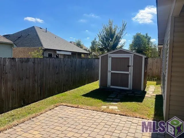 $1,885 | 17060 Jamestown Drive, Prairieville, LA 70769