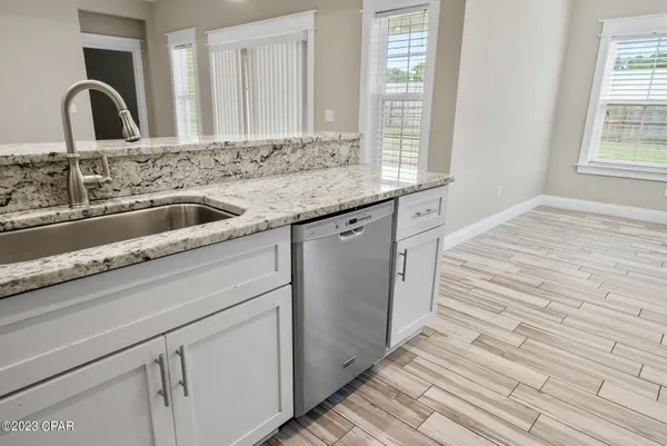 $2,575 | 305 Evergreen Street, Panama City Beach, FL 32407