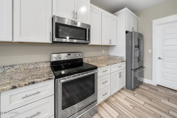 $2,575 | 305 Evergreen Street, Panama City Beach, FL 32407
