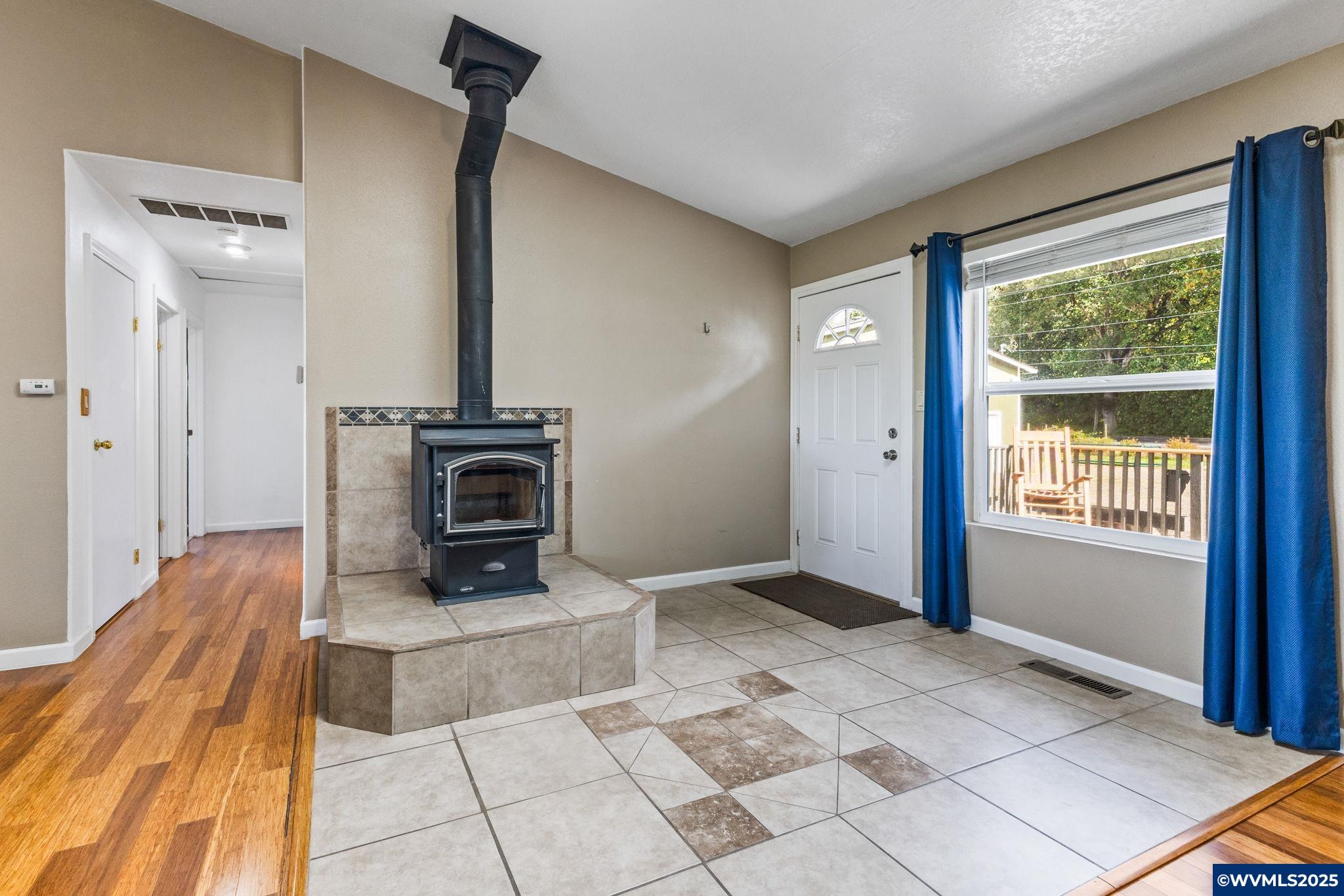35246 Oakville Road Southwest Albany, OR 97321 - Photo 5 of 43