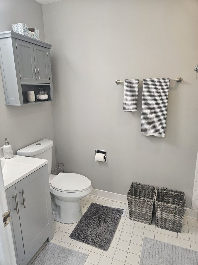 308 North Happ Road, Unit 304 Northfield, IL 60093 - Photo 22 of 27