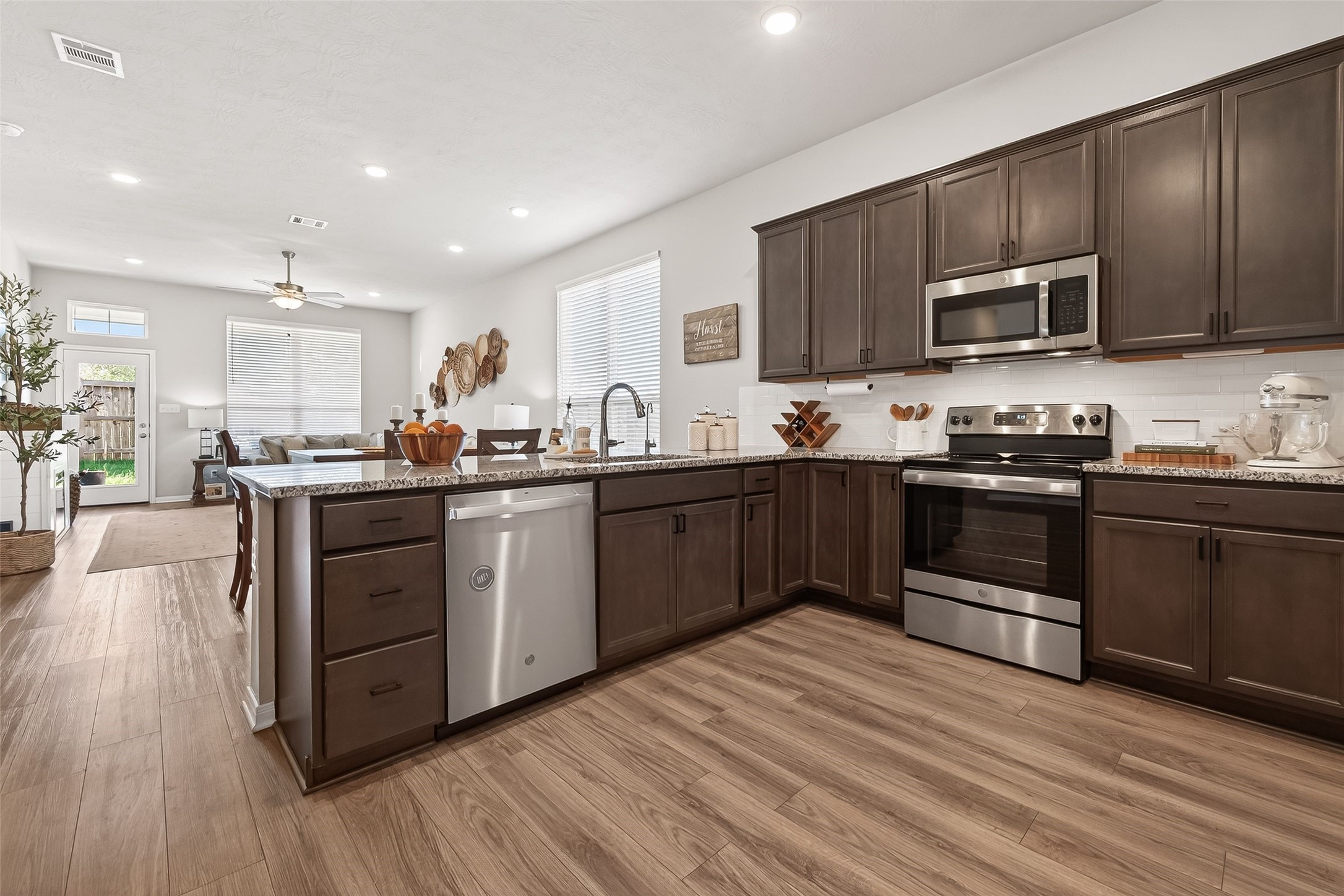 141 Colby's Way Montgomery, TX 77356 - Photo 14 of 36