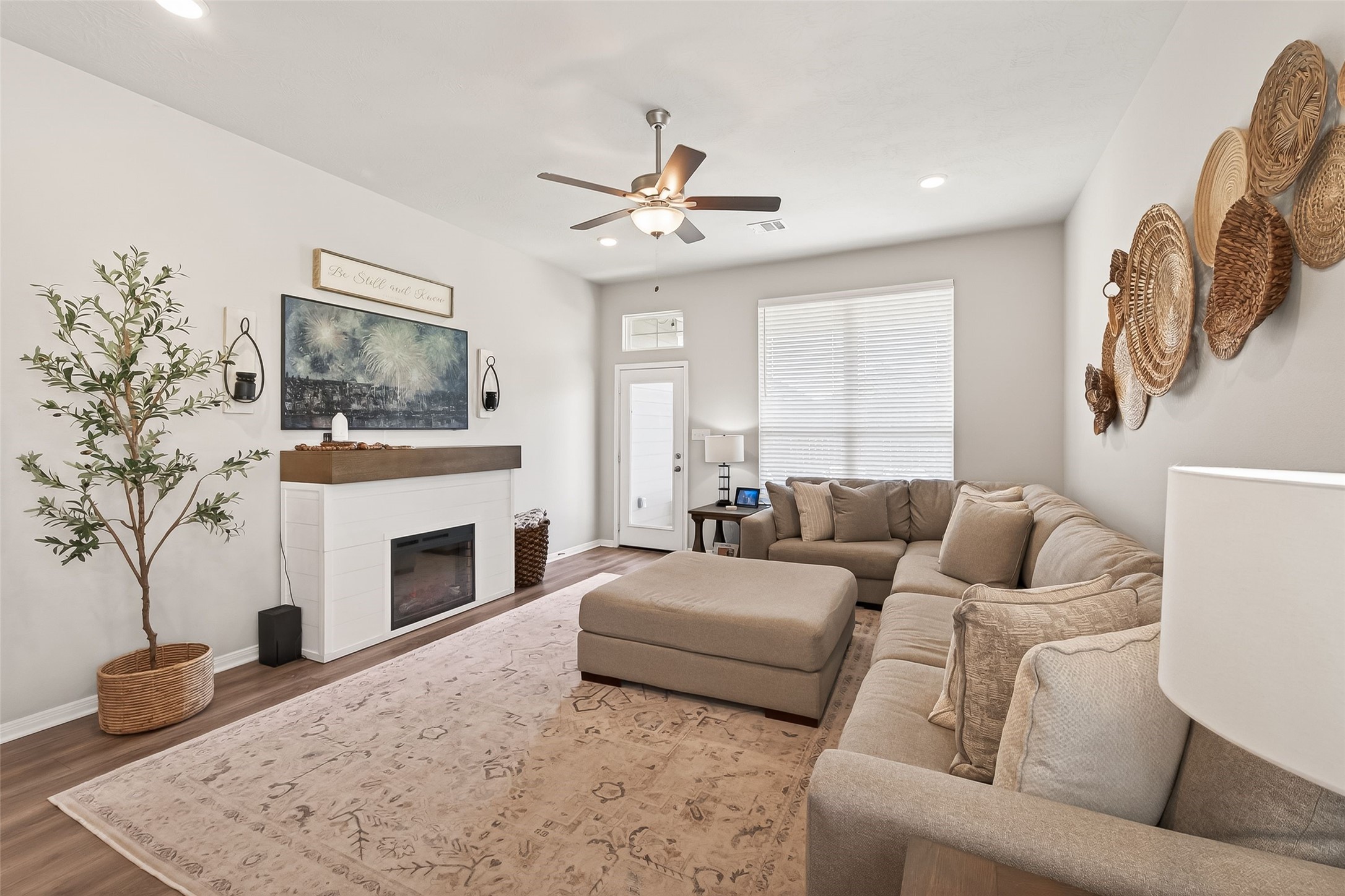 141 Colby's Way Montgomery, TX 77356 - Photo 9 of 36