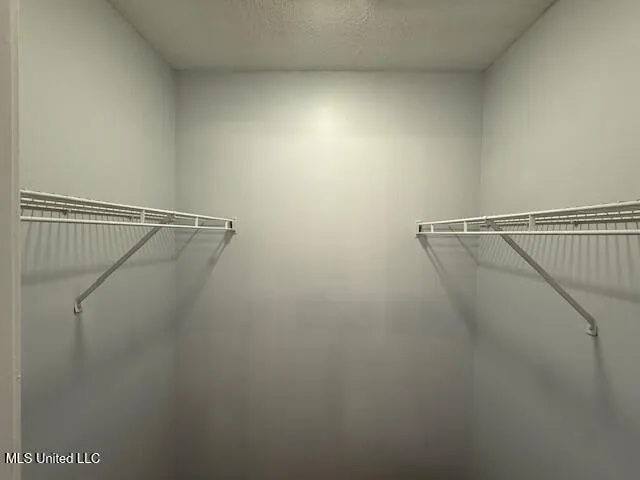 $199,900 | 183 Orange Drive, Senatobia, MS 38668