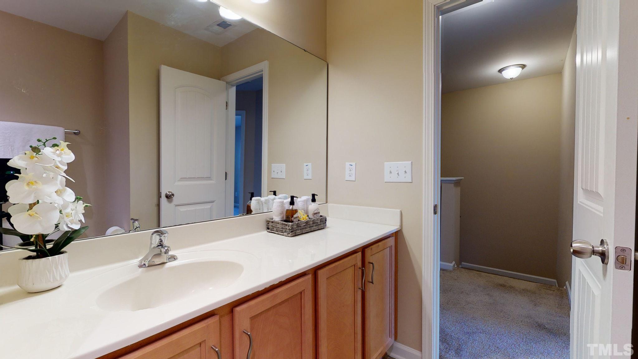 3511 Landshire View Lane Raleigh, NC 27616 - Photo 28 of 34 Gallery Image 28