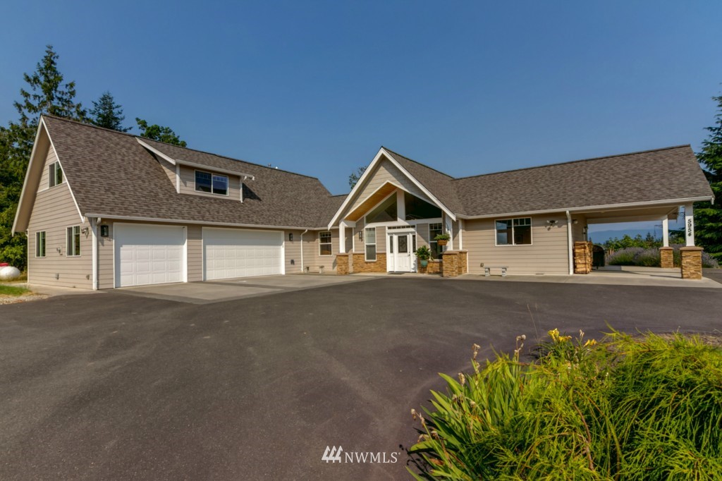 5954 Fazon Road Bellingham, WA 98226 - Photo 1 of 25