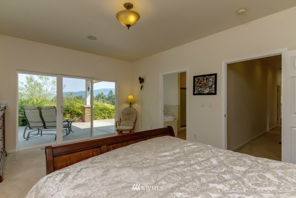 5954 Fazon Road Bellingham, WA 98226 - Photo 15 of 25