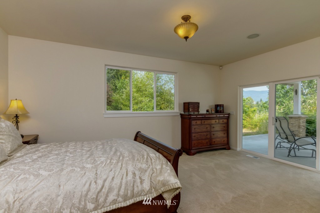 5954 Fazon Road Bellingham, WA 98226 - Photo 17 of 25