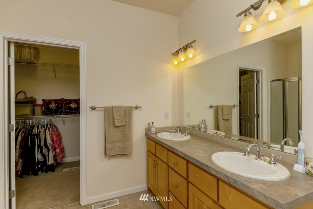 5954 Fazon Road Bellingham, WA 98226 - Photo 19 of 25
