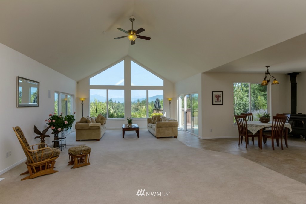 5954 Fazon Road Bellingham, WA 98226 - Photo 10 of 25
