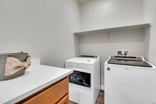 $495,000 | 203 River Pointe Drive, Waterford, CA 95386