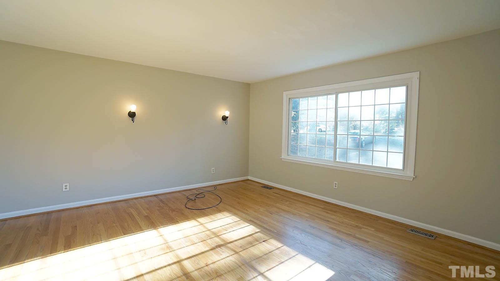406 Snelling Road Raleigh, NC 27609 - Photo 9 of 22 Gallery Image 9
