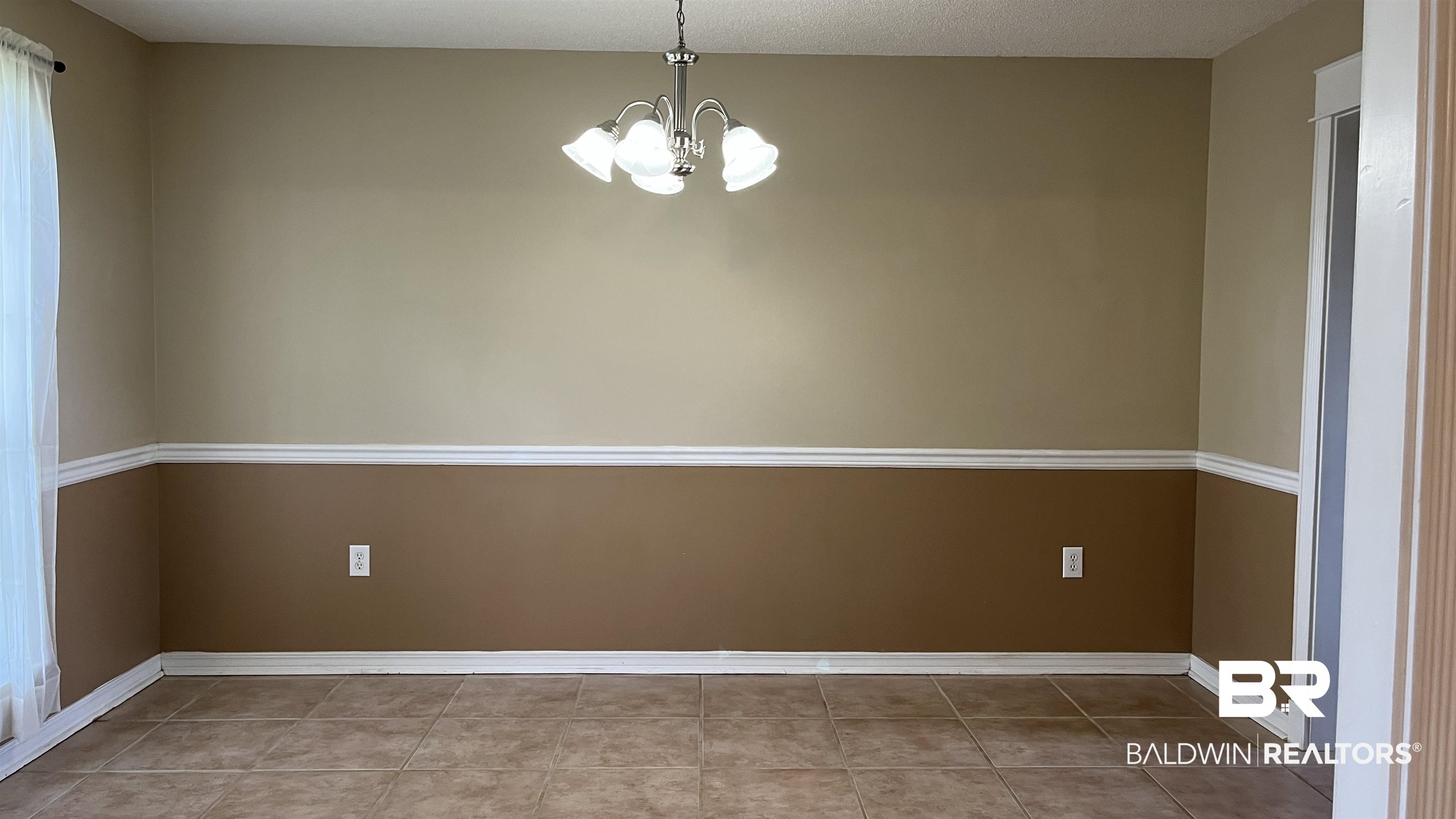 16364 Hunter Lane Foley, AL 36535 - Photo 4 of 20 Dining Room