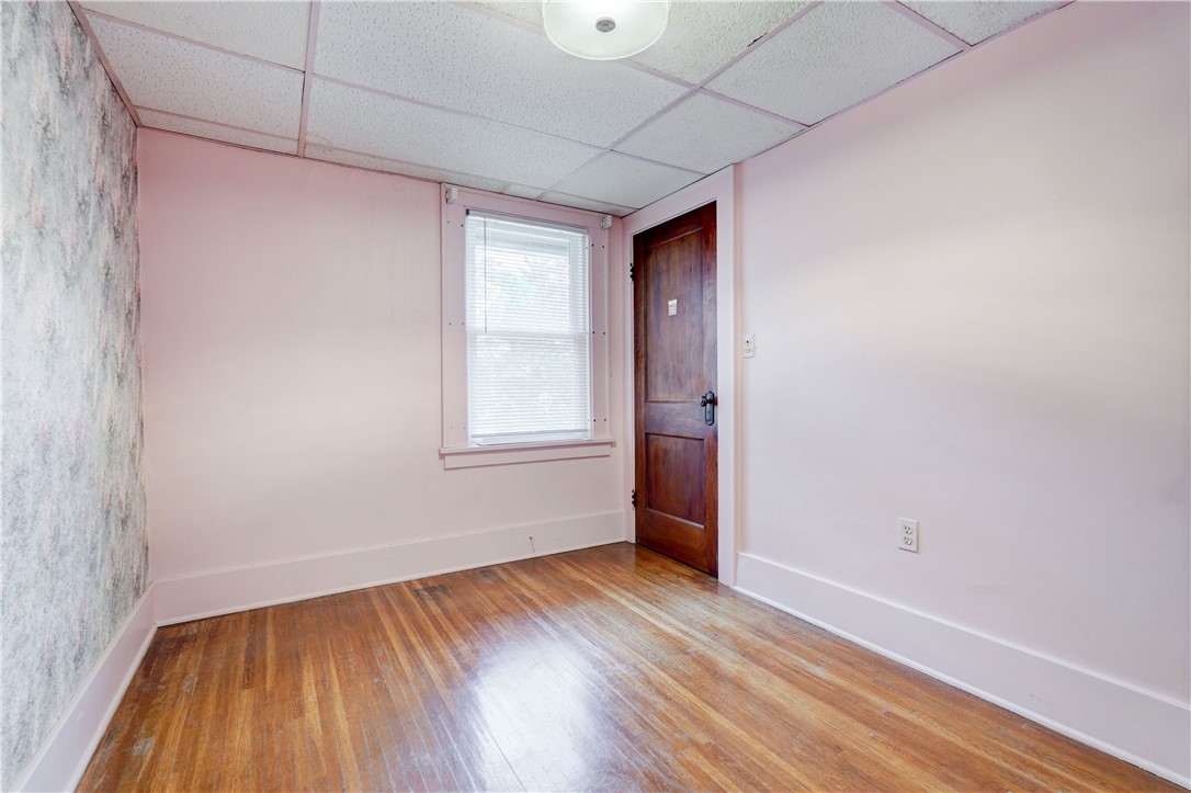 151 Hurstbourne Road Irondequoit, NY 14609 - Photo 18 of 38 Gallery Image 18