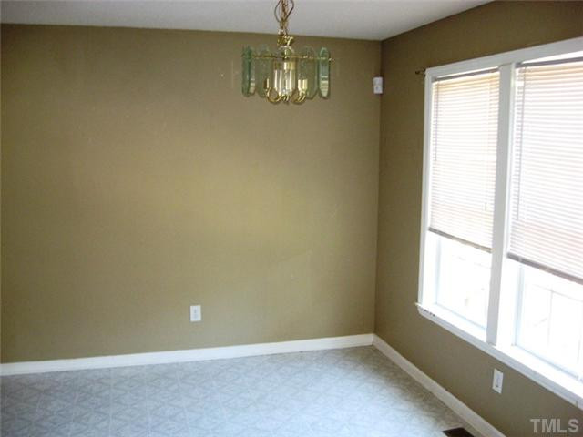 2820 Rack Court Willow Spring, NC 27592 - Photo 5 of 8 Dining Room