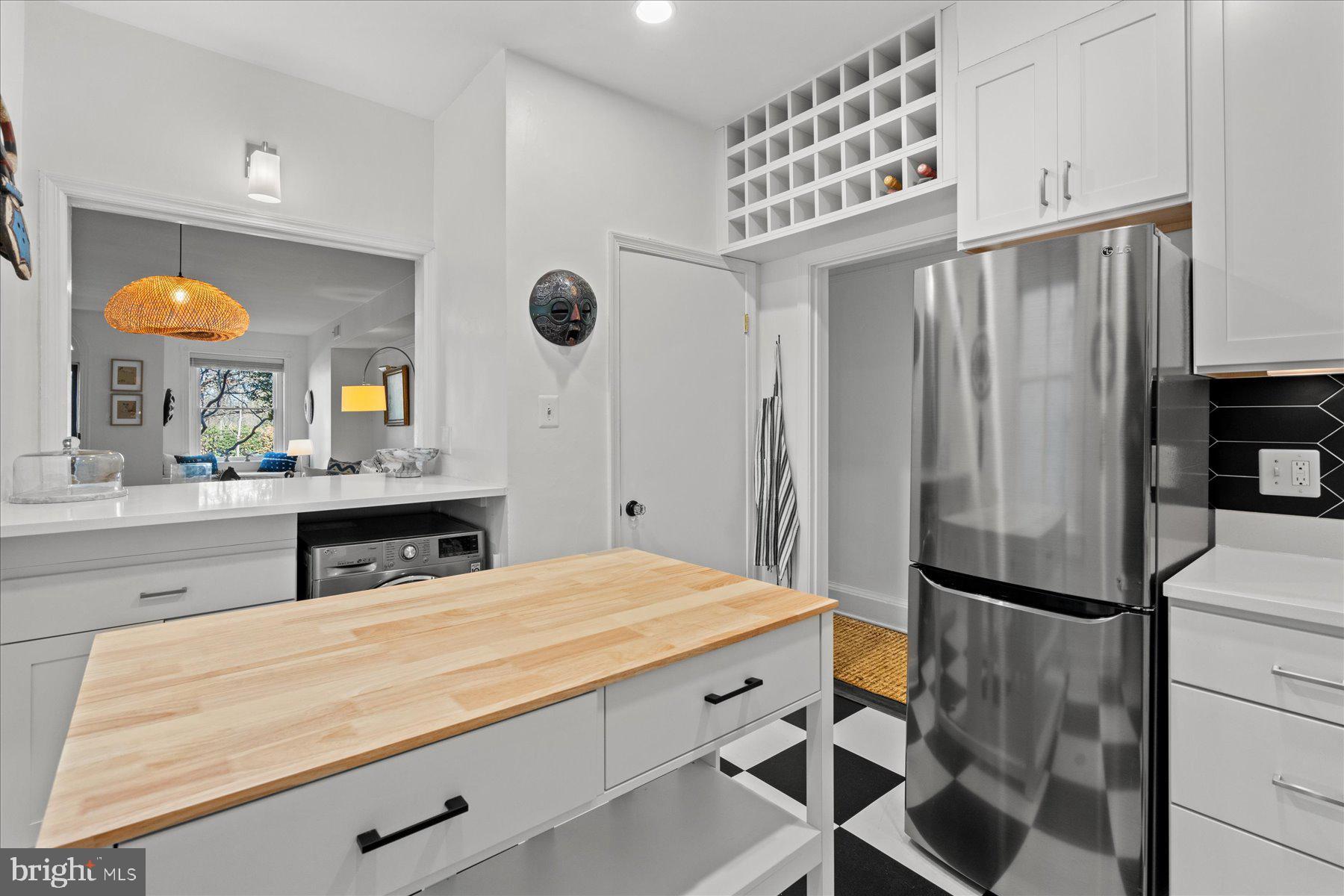 3022 R Street Northwest, Unit 1/2 Washington, DC 20007 - Photo 12 of 25 Stainless steel appliances