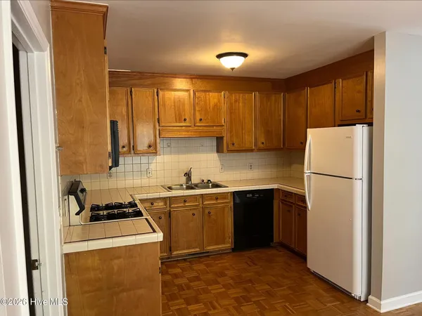 $1,600 | 1516 Birch Place, Winterville, NC 28590