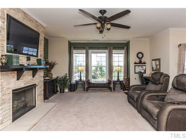 9142 Wooden Road Raleigh, NC 27617 - Photo 7 of 24 Living Room