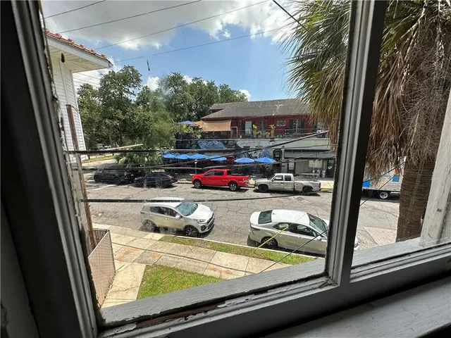 $1,350 | 902 Stewart Court, Unit D, New Orleans, LA 70119