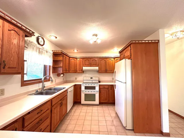 $460,000 | 12541 Fleetwood Road, Tomah, WI 54660