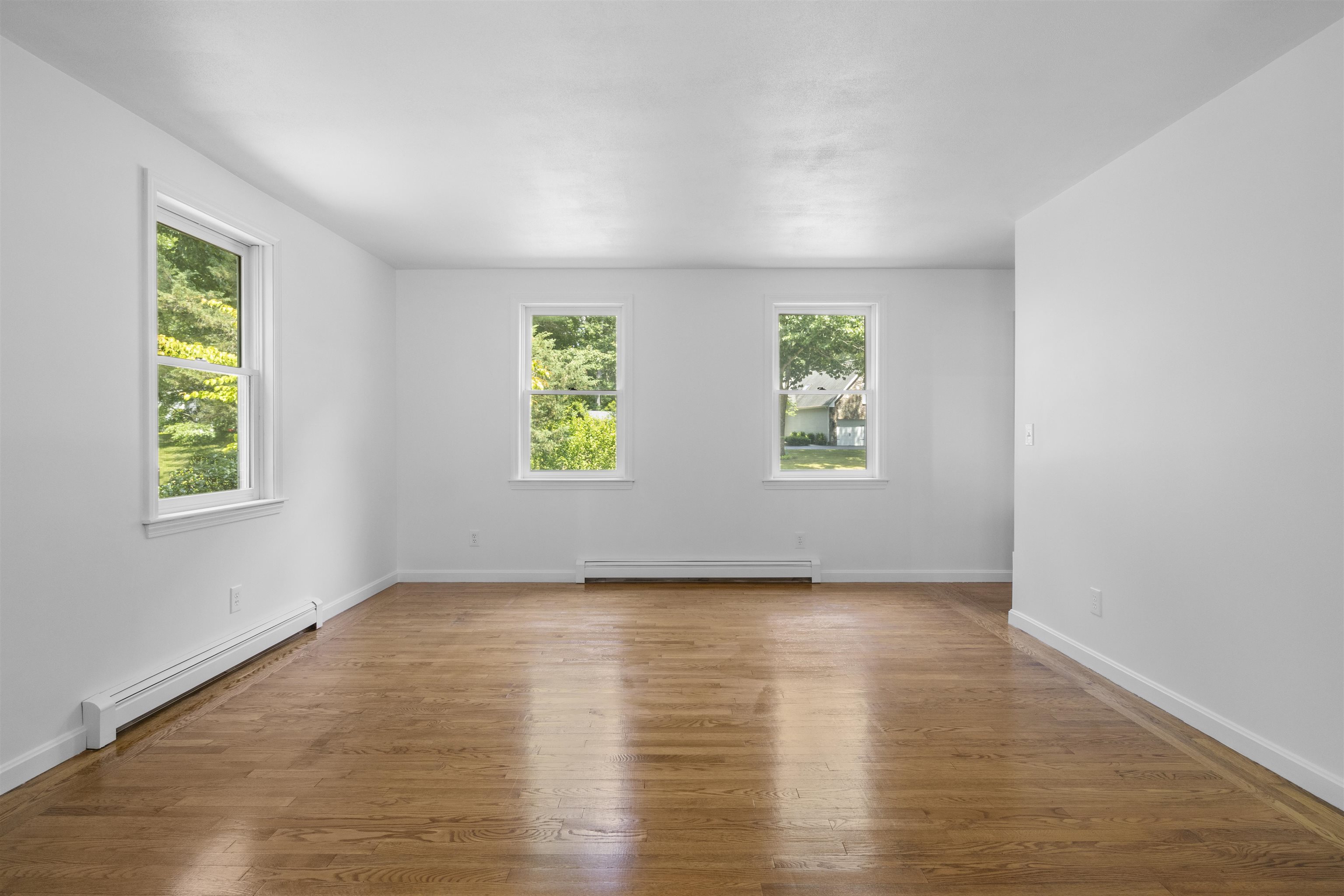 5 Huntington Place Hampton, NH 03842 - Photo 3 of 47