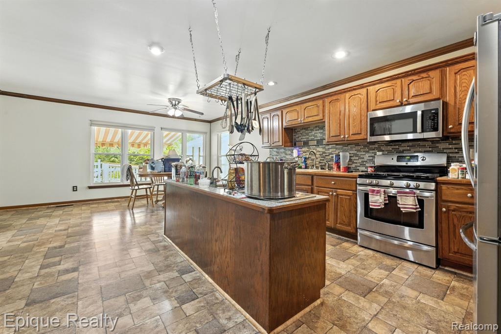 4294 Rochester Road Dryden, MI 48428 - Photo 14 of 23 Gallery Image 14