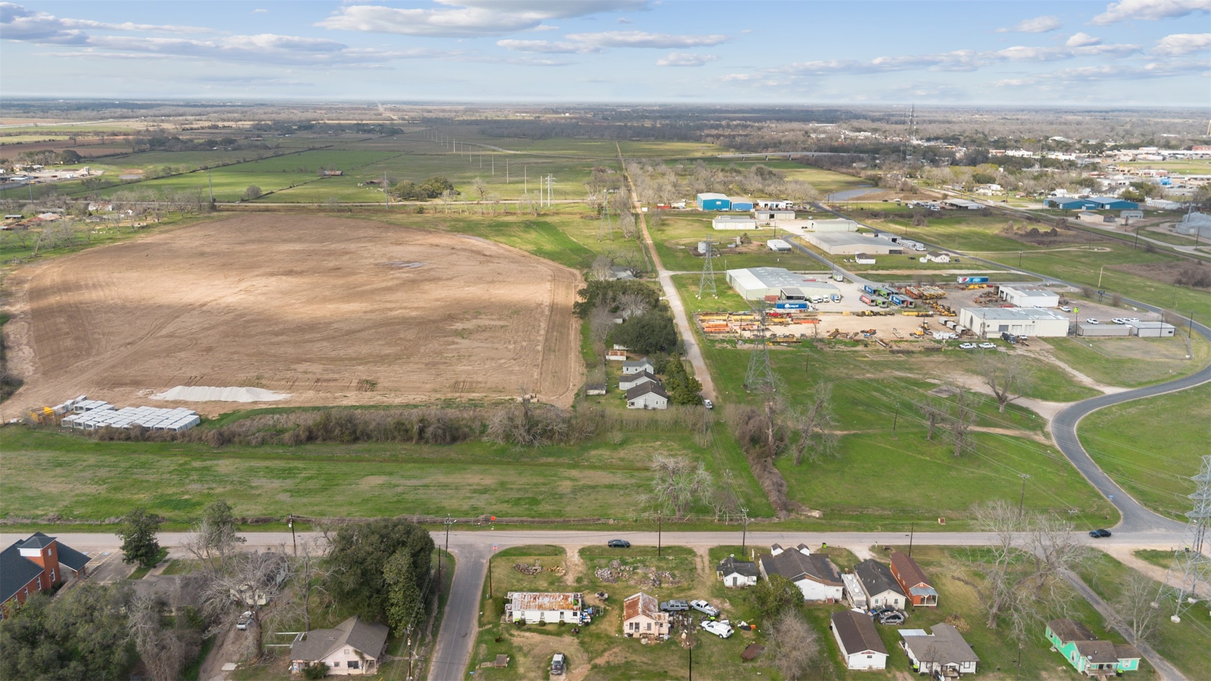 929 West Spanish Camp Road Wharton, TX 77488 - Photo 11 of 23 a view of an ocean