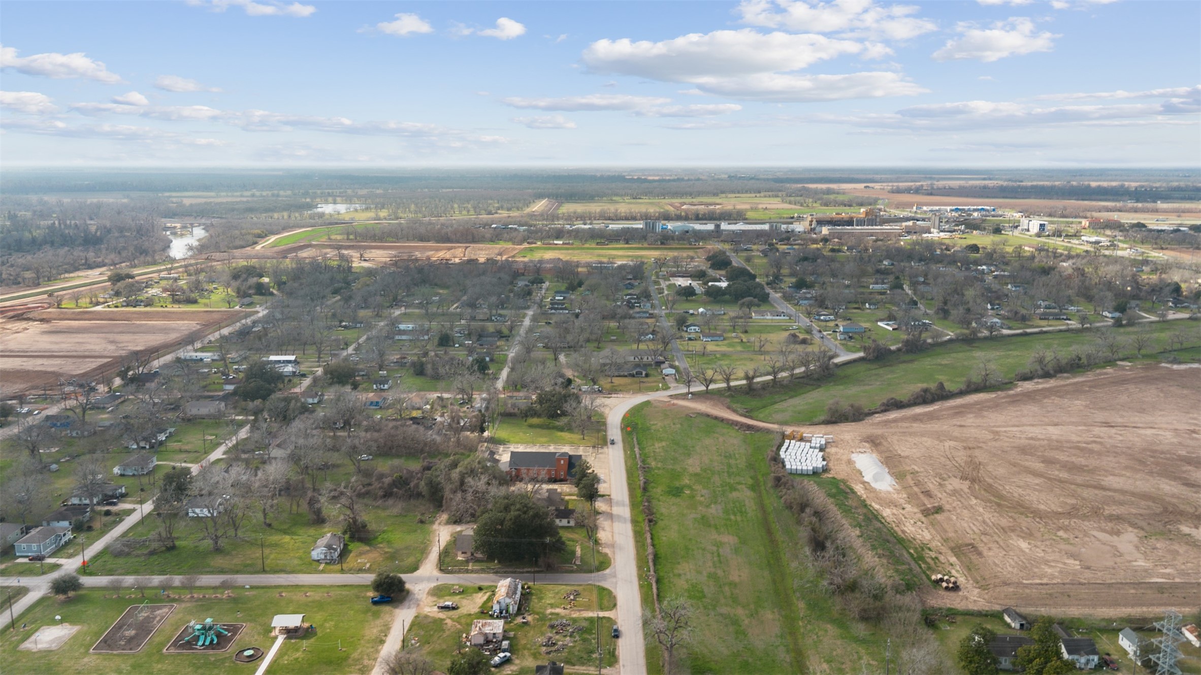 929 West Spanish Camp Road Wharton, TX 77488 - Photo 13 of 23 a view of a city