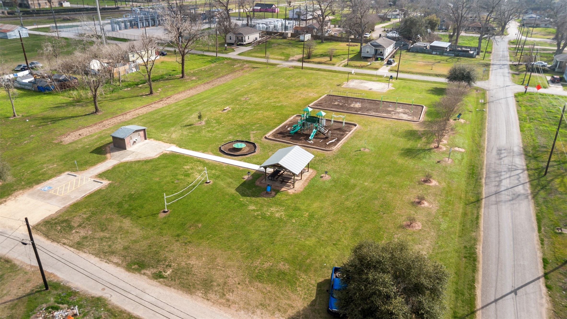 929 West Spanish Camp Road Wharton, TX 77488 - Photo 17 of 23 a view of a swimming pool with a yard