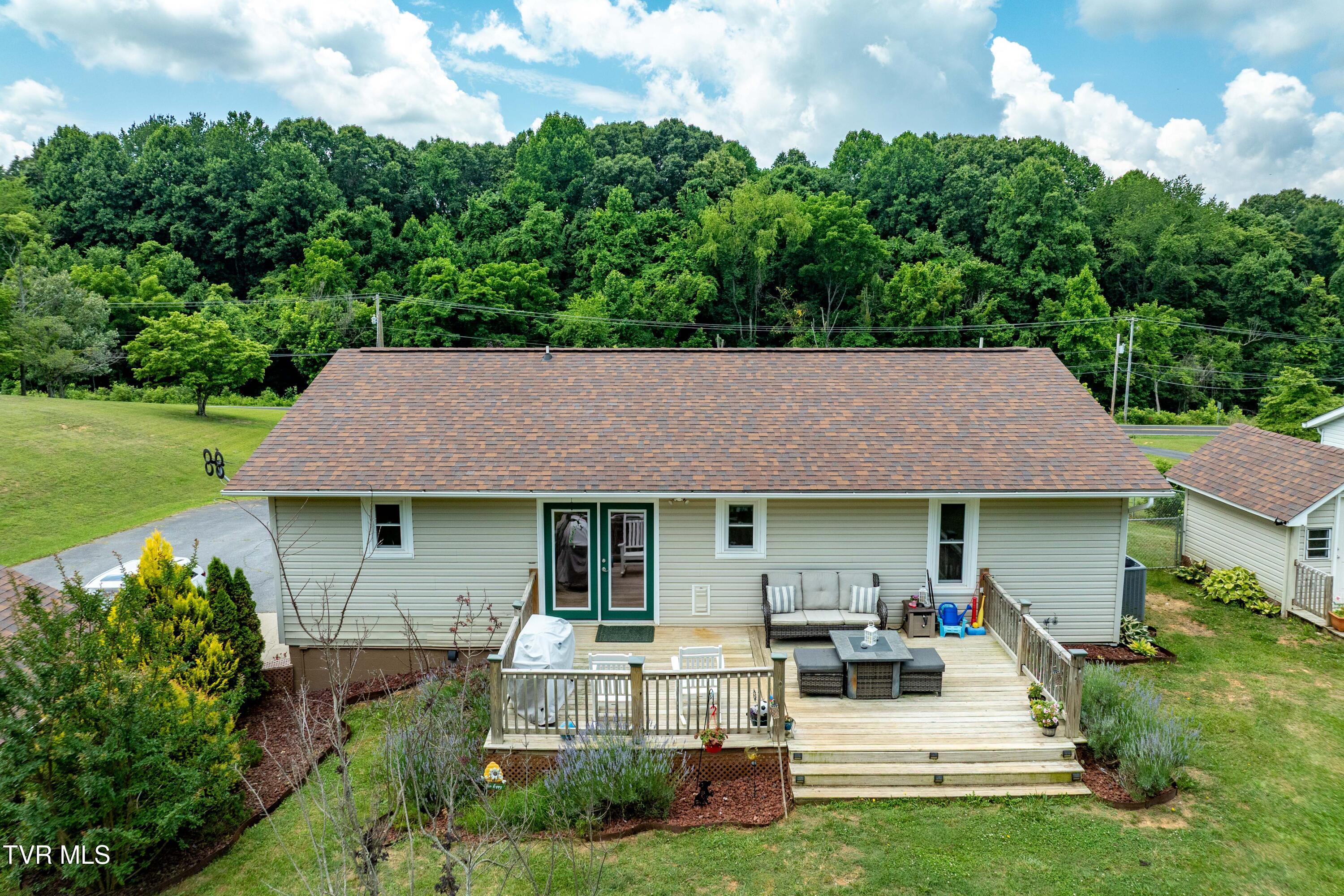 3433 Highway 81 Fall Branch, TN 37656 - Photo 49 of 61 3433 Highway 81 (24 of 81)