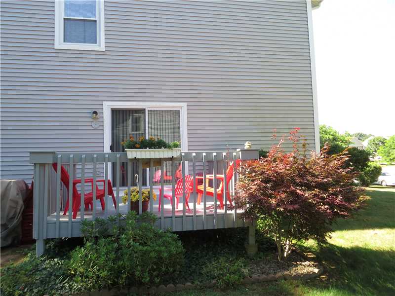 89 Quannacut Road, Unit 89B Westerly, RI 02891 - Photo 10 of 25 Exterior Front. Side view