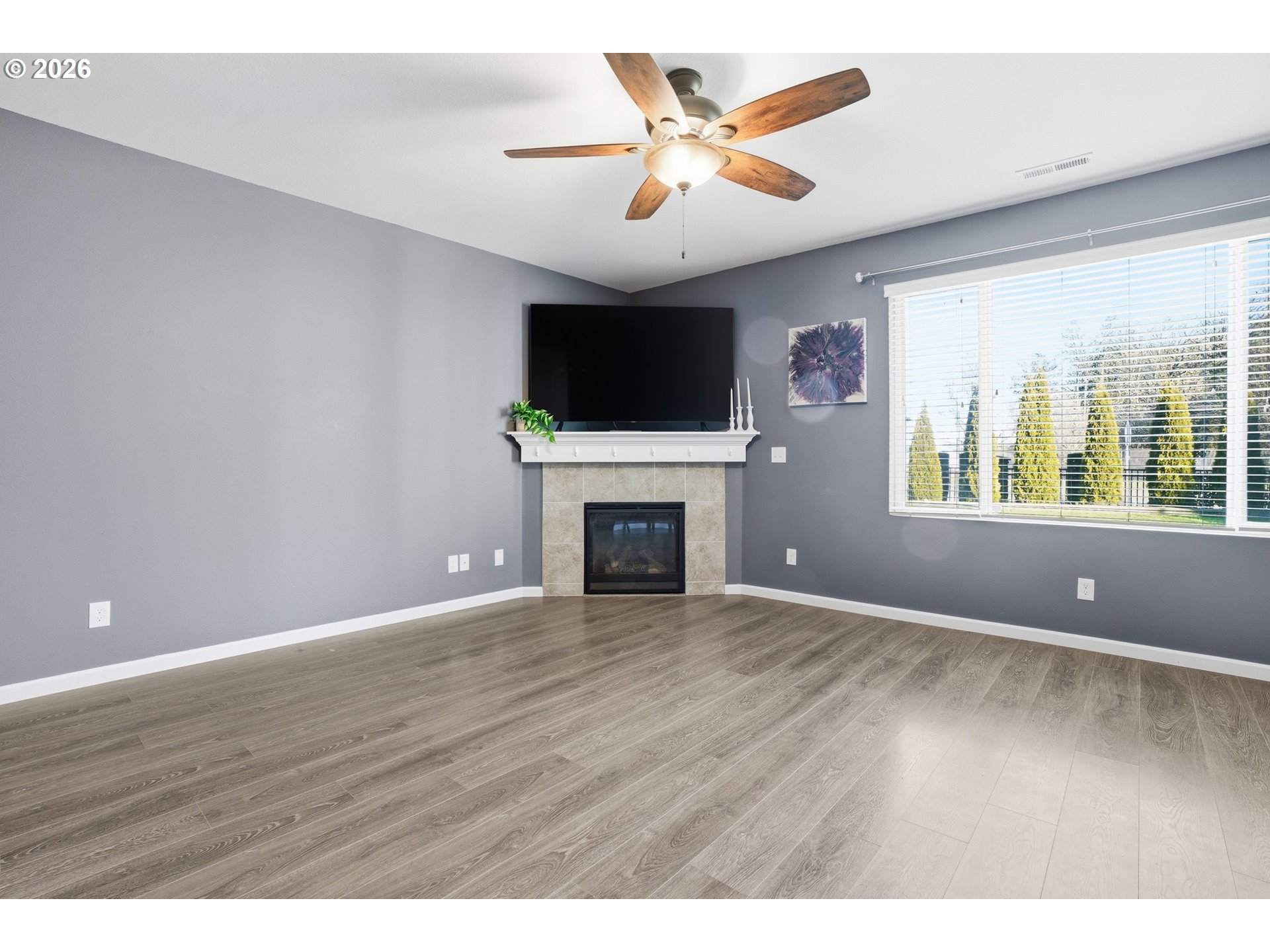 2790 South Red Tail Loop Ridgefield, WA 98642 - Photo 12 of 39 Living Room