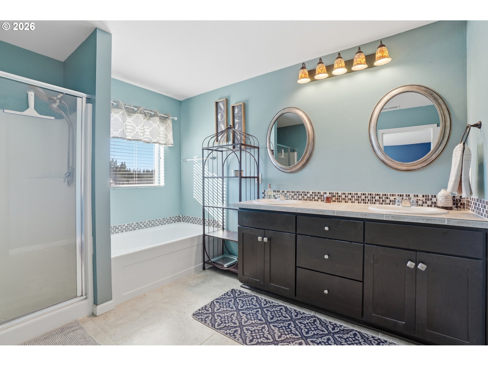 2790 South Red Tail Loop Ridgefield, WA 98642 - Photo 20 of 39 Bathroom