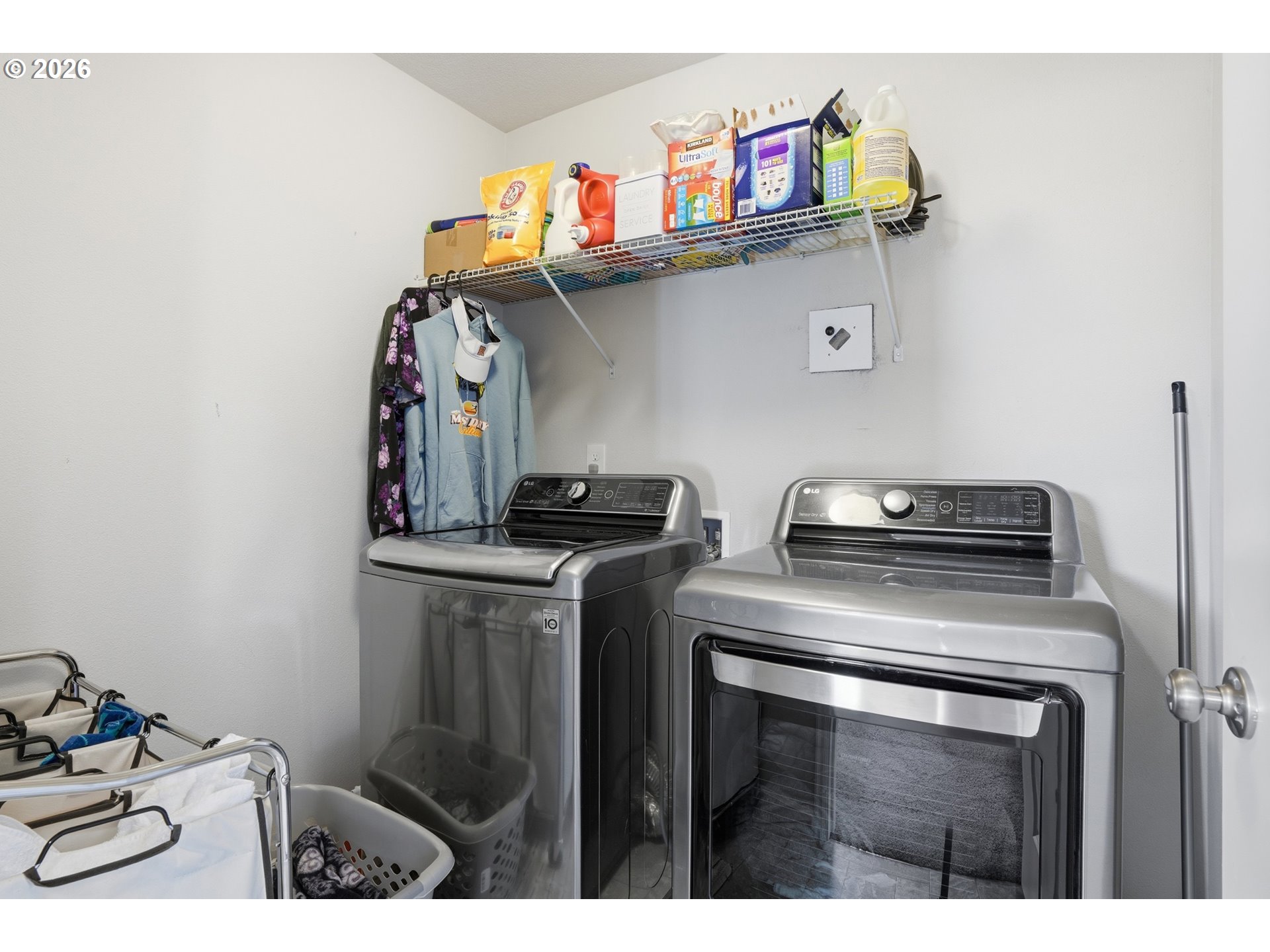 2790 South Red Tail Loop Ridgefield, WA 98642 - Photo 27 of 39 Laundry