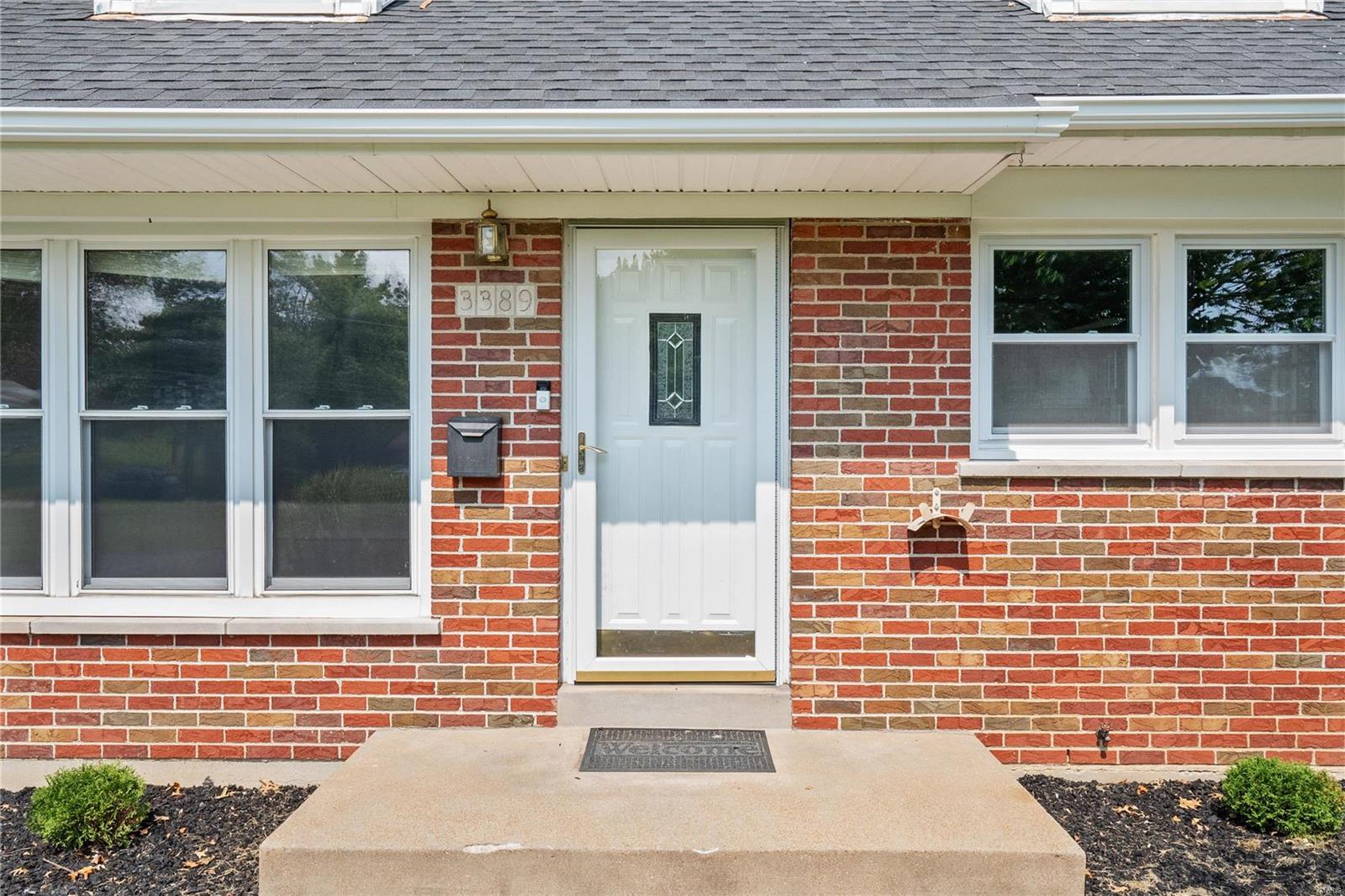 3389 Adie Road St. Ann, MO 63074 - Photo 2 of 31