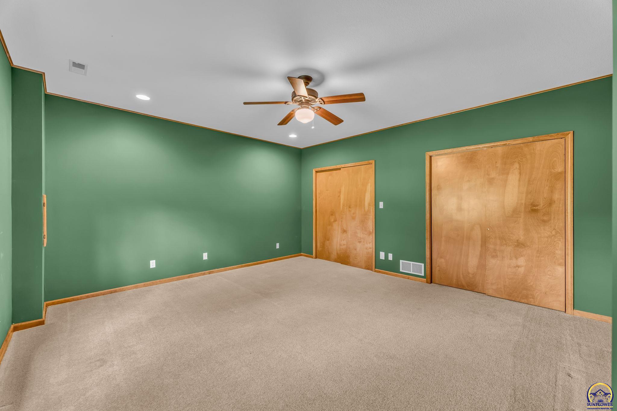 9015 Southwest 53rd Street Topeka, KS 66610 - Photo 28 of 44