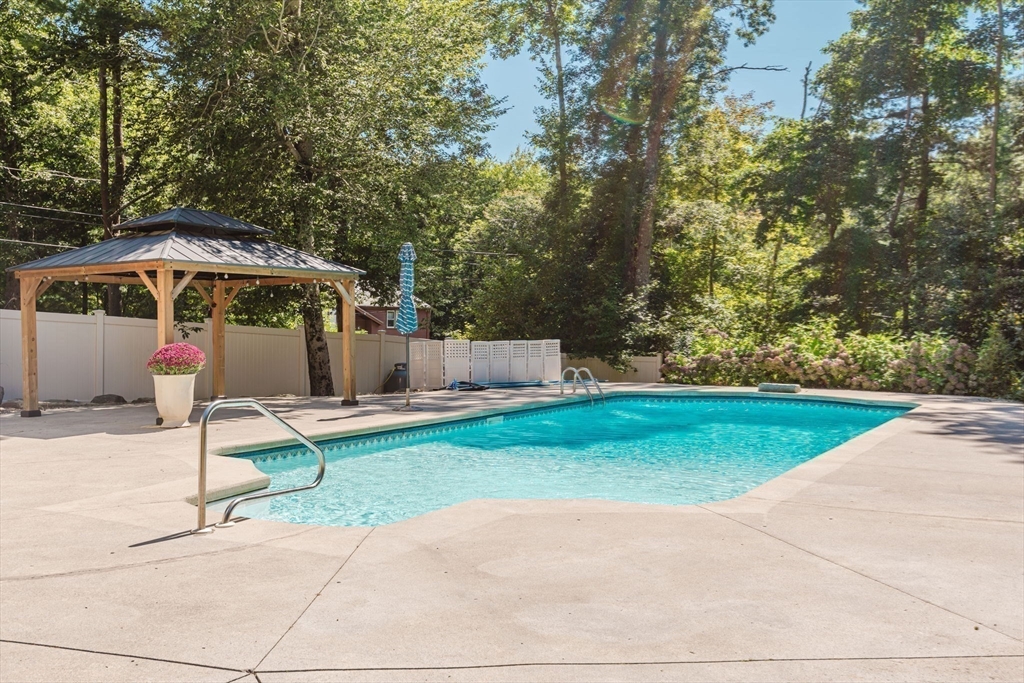 83 Allen Road Easton, MA 02356 - Photo 12 of 42 Gallery Image 12