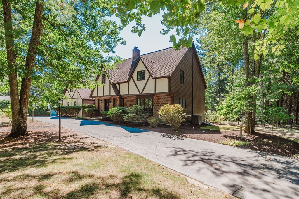 83 Allen Road Easton, MA 02356 - Photo 3 of 42 Gallery Image 3