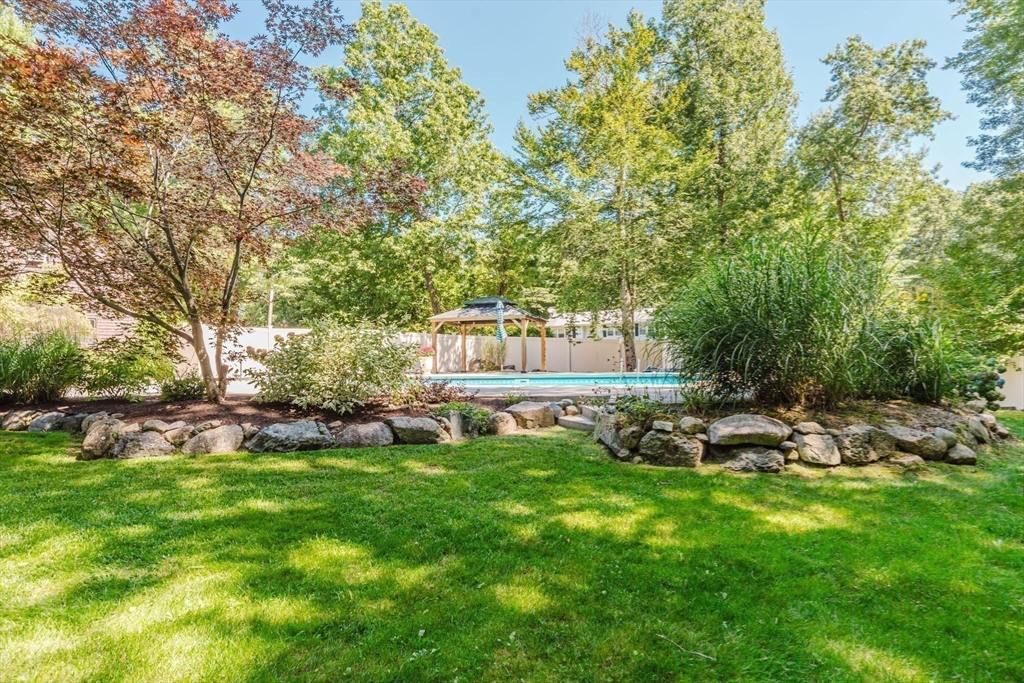 83 Allen Road Easton, MA 02356 - Photo 9 of 42 Gallery Image 9