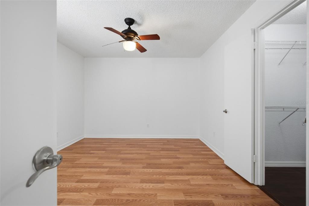 5160 Conroy Road, Unit 11 Orlando, FL 32811 - Photo 14 of 23 Gallery Image 14