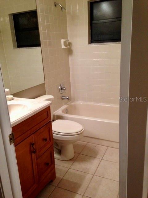 8330 Duval Drive Port Richey, FL 34668 - Photo 15 of 20 a bathroom with a toilet a sink and bathtub