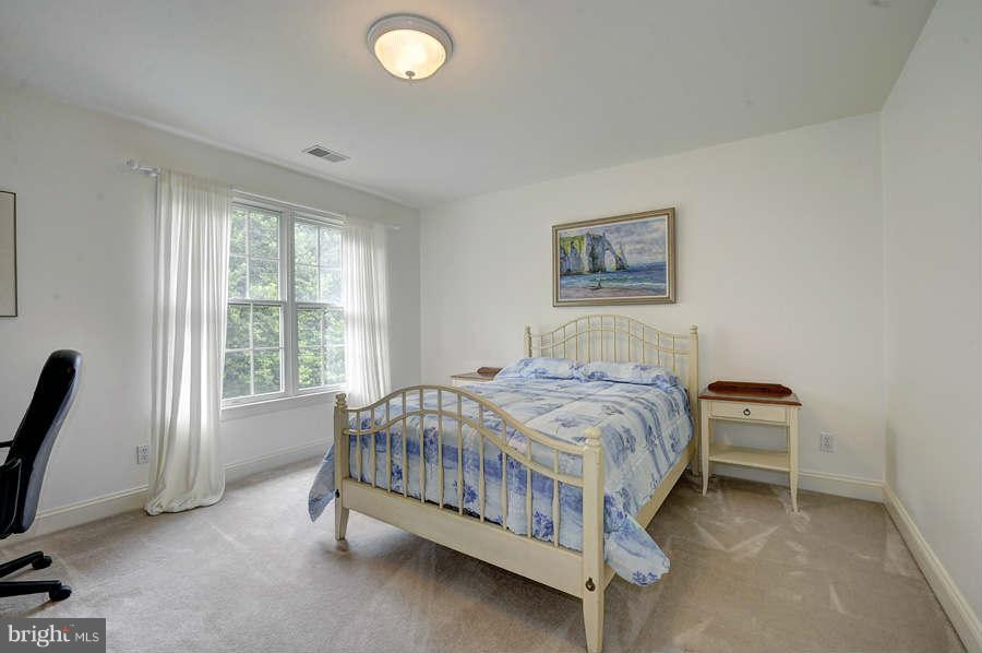 11305 South Glen Road Potomac, MD 20854 - Photo 19 of 30 Third Bedroom