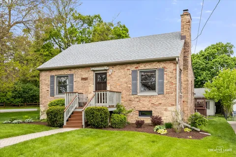 $525,000 | 22W552 Cherry Lane, Glen Ellyn, IL 60137