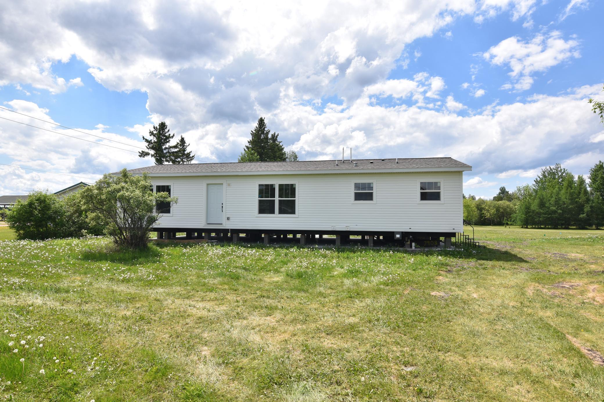 319 3rd Avenue Southwest Baudette, MN 56623 - Photo 1 of 22